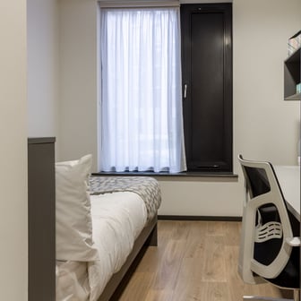 Bronze En Suite 7 share - Image 4